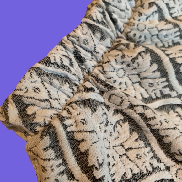 Patterned Skirt - Picture 3 of 3